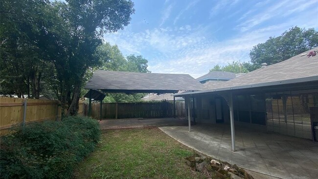 Building Photo - 8612 Brushy Creek Trail