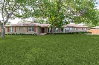 Building Photo - 5820 Forest Ln