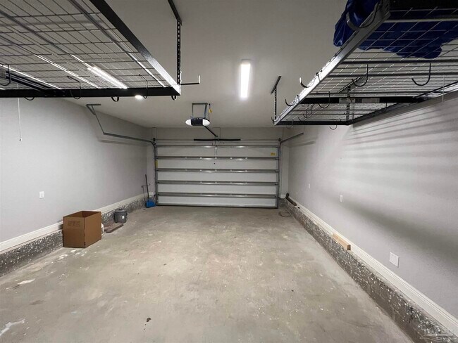 Building Photo - 12531 Lillian Hwy