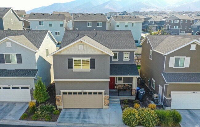 Building Photo - 2966 S Willow Creek Dr