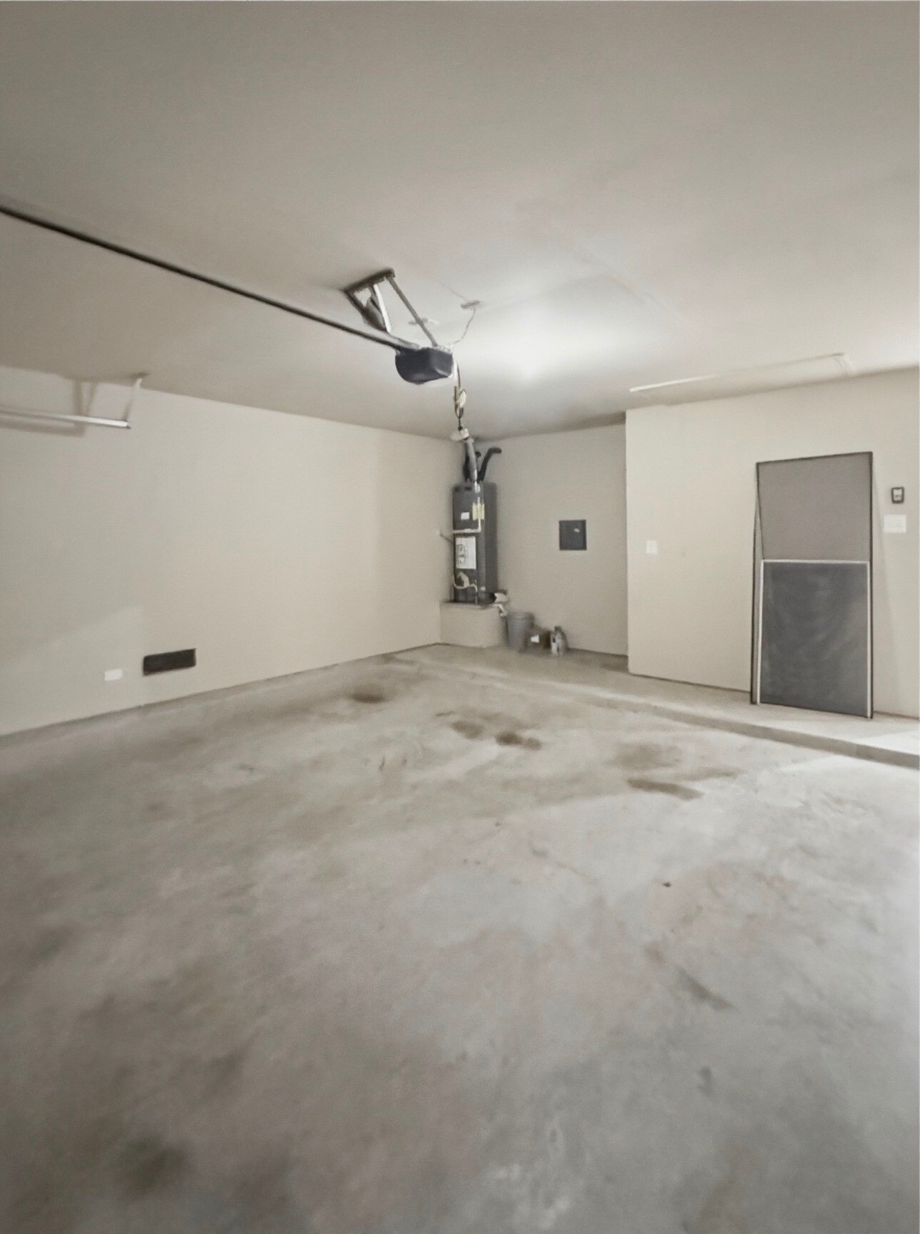 Building Photo - 8440 Gentian Dr