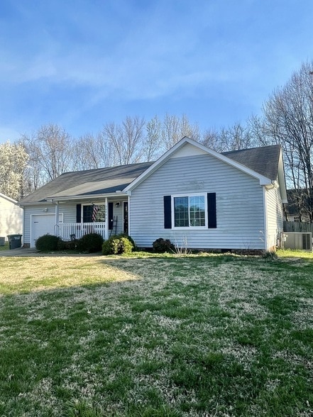 Building Photo - 3806 Marla Cir