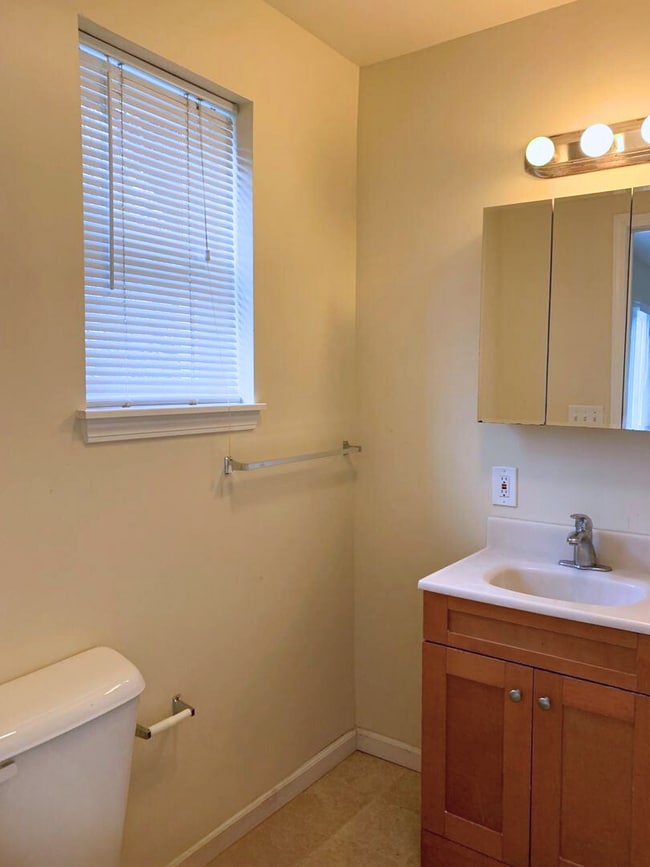 Building Photo - 20600 Front St