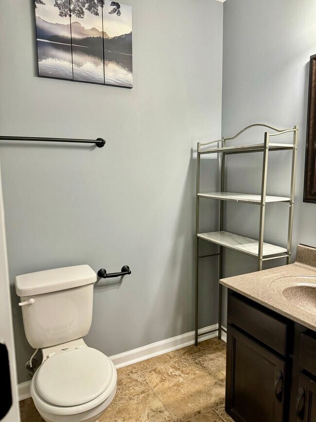 Building Photo - Large Open 4 Bedroom Home with Bonus! Tree Lined Backyard with Privacy Fence!