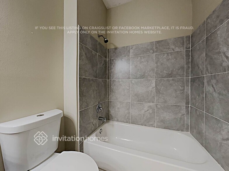 Building Photo - 3884 Wood Thrush Dr