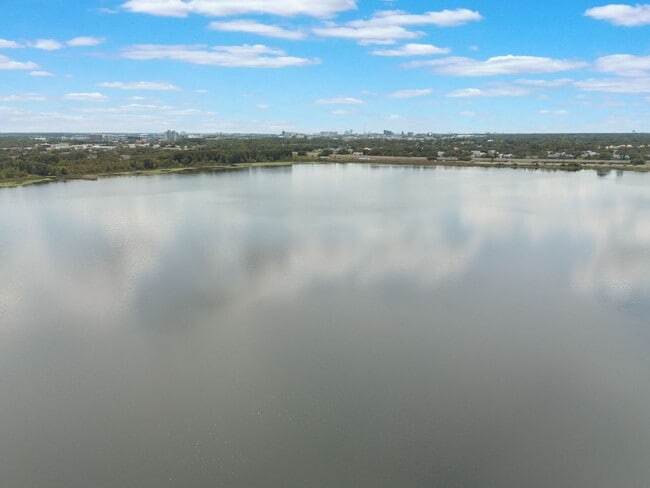 Building Photo - New Rental!