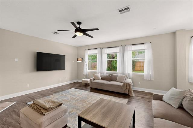 Building Photo - 2305 Sumac Ct