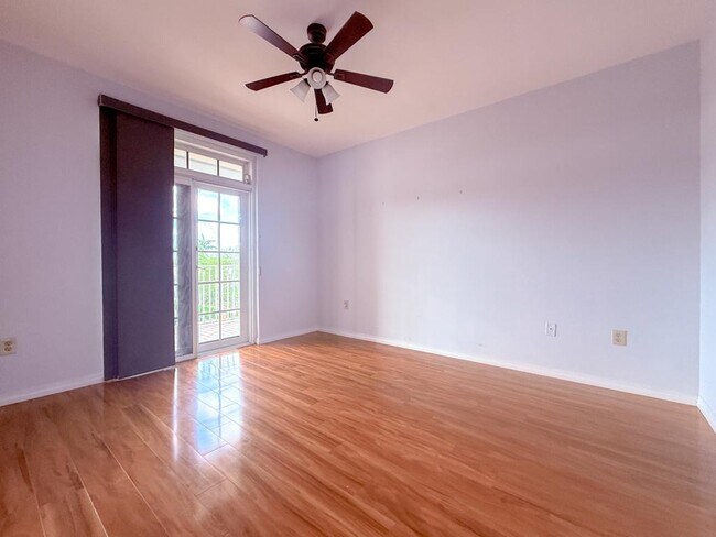 Building Photo - 1280 S Alhambra Cir