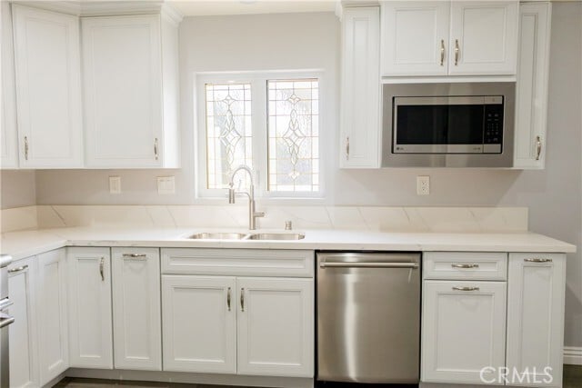 Building Photo - 536 Short St