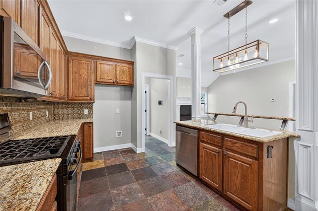 Building Photo - 4814 Hilre Dr