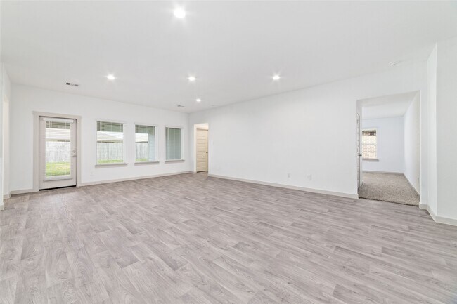 Building Photo - 1722 Windway Ct