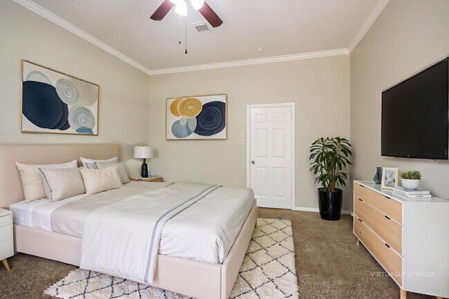 Building Photo - 4030 Echo Mountain Dr