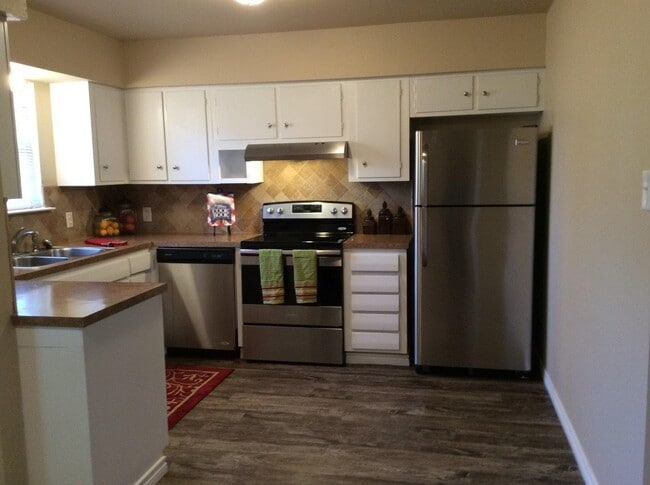 Building Photo - 4428 32nd St