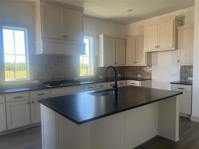 Building Photo - 15605 Millwood Trl