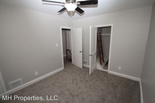 Building Photo - 2 br, 1.5 bath House - 936 Middlesex Road