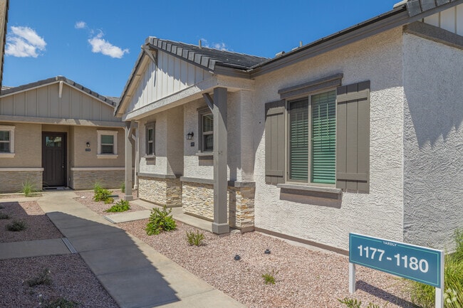 Building Photo - Christopher Todd Communities Paradisi