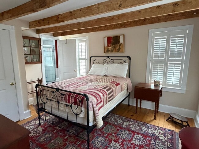 Building Photo - Beautiful in-town Lewes Victorian home