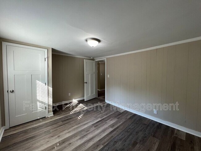 Building Photo - 2616 S Roxboro St
