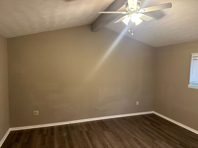 Building Photo - Recently renovated 3 bed 2 bath in Southaven