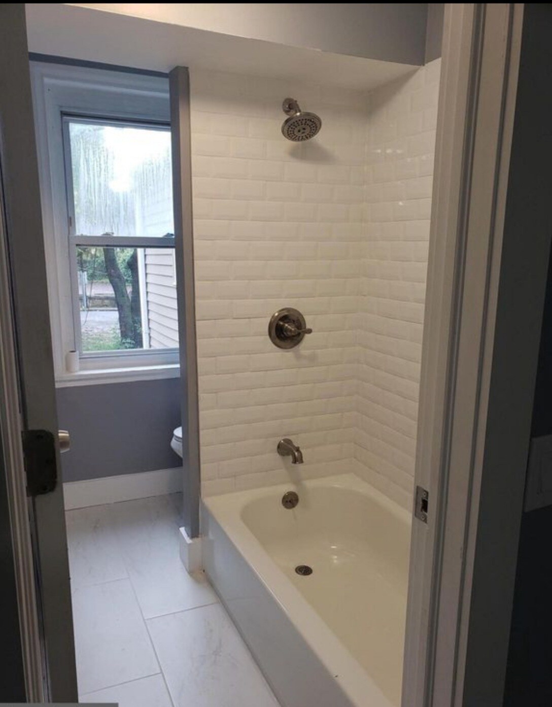Bathroom - 38 E Chestnut St