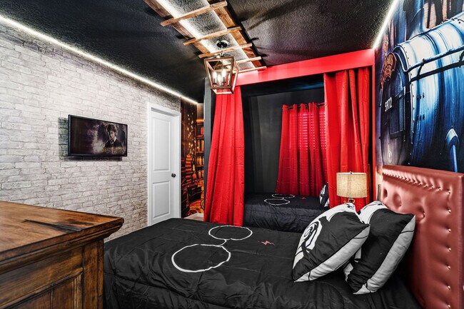 Building Photo - 9206 Seascape Cv