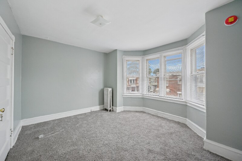Building Photo - 228 N Edgewood St