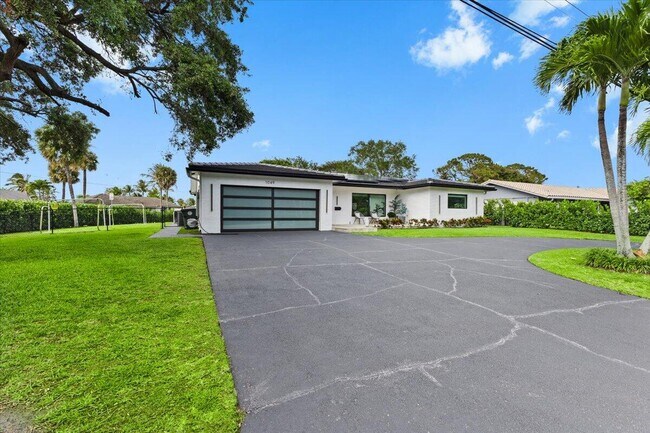 Building Photo - 1049 W Palmetto Park Rd