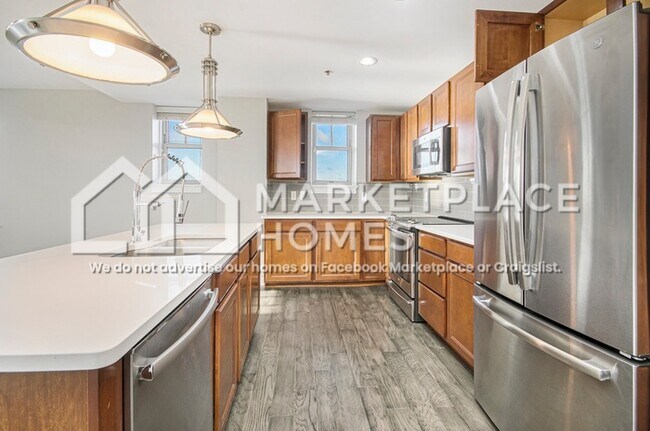 Building Photo - 525 W Lafayette Blvd