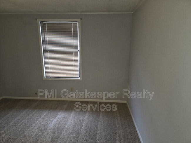 Building Photo - 9539 Olde Woods Dr