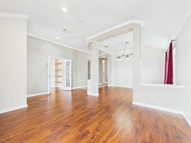 Building Photo - 4819 10 Sleep Ln