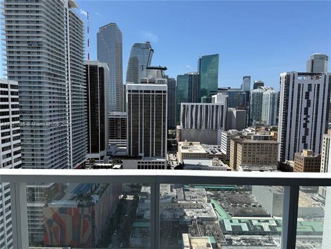 Building Photo - 253 NE 2nd St