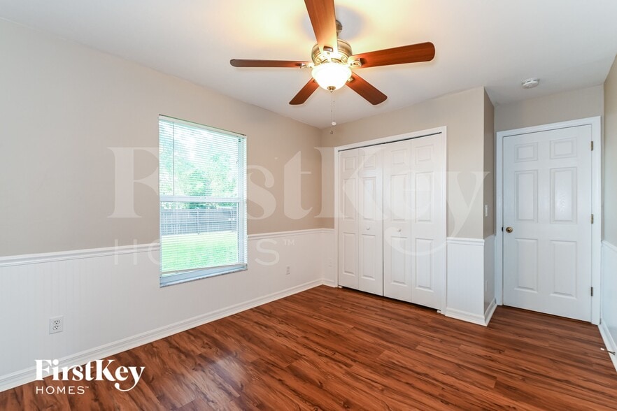 Building Photo - 1116 SW 47th St