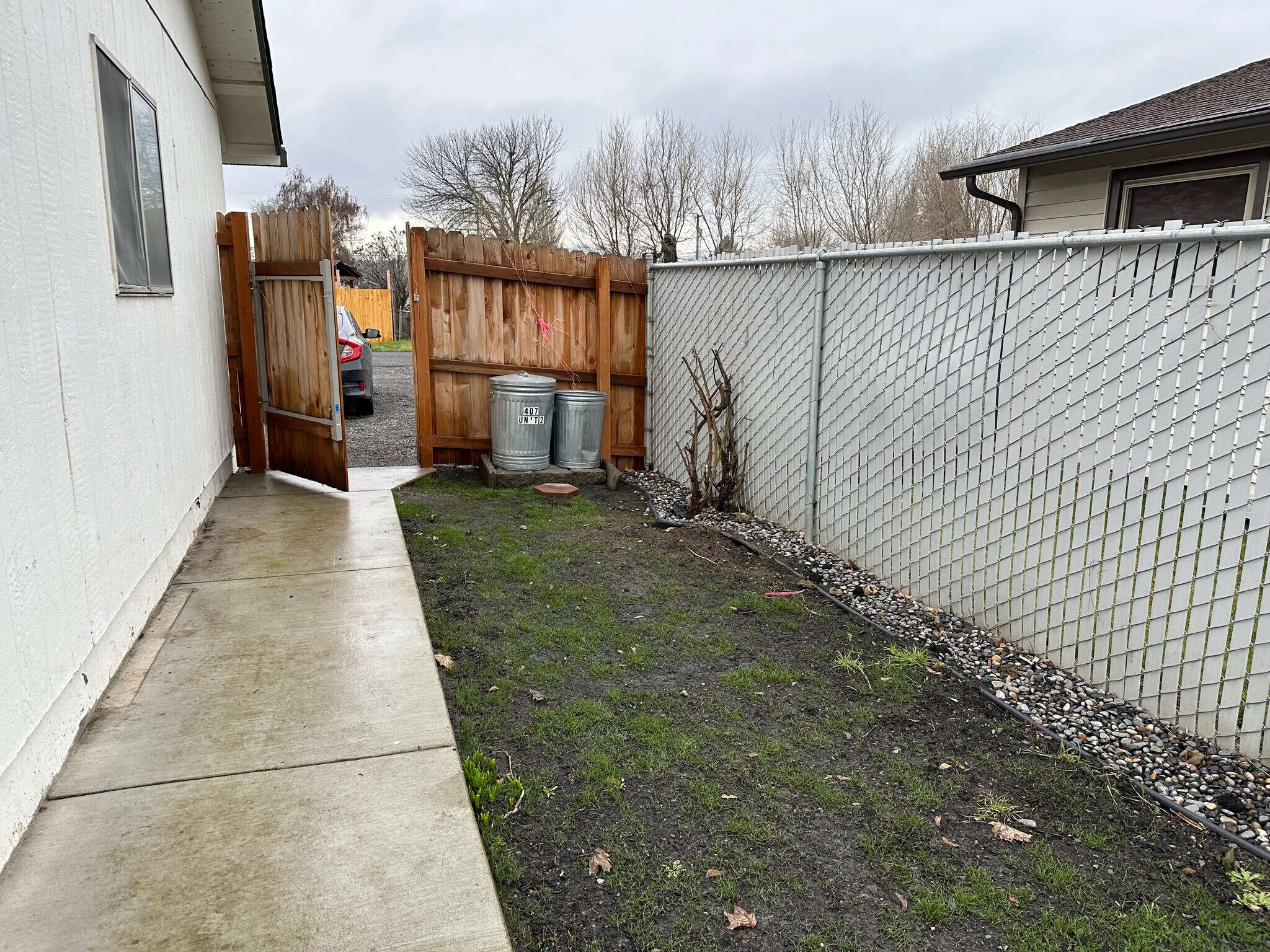 Building Photo - 407 Gertrude Dr