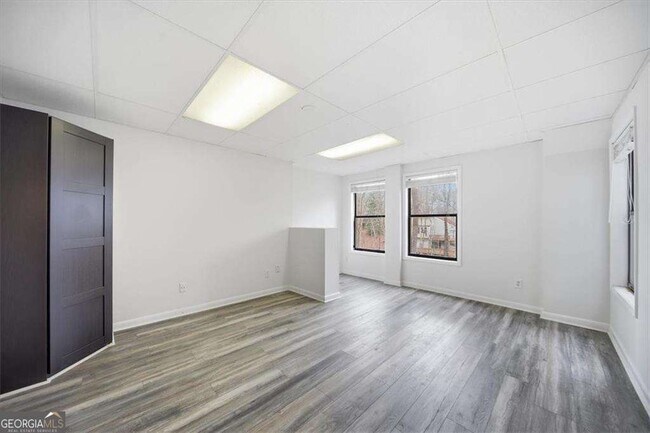 Building Photo - 530 Matterhorn Way