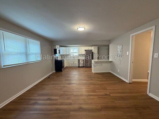 Building Photo - 3224 Forrest Hills Dr SW