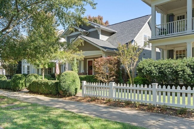 Building Photo - 1306 Jewell Ave