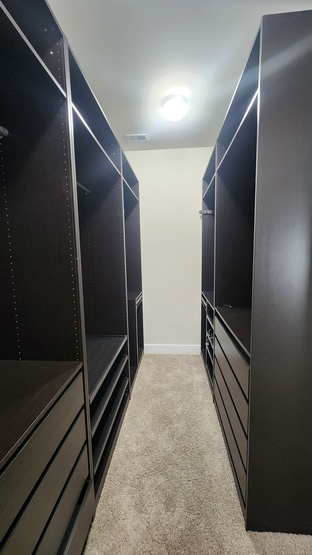 Building Photo - 3 BR Plus Den and Garage in Potomac Yard!