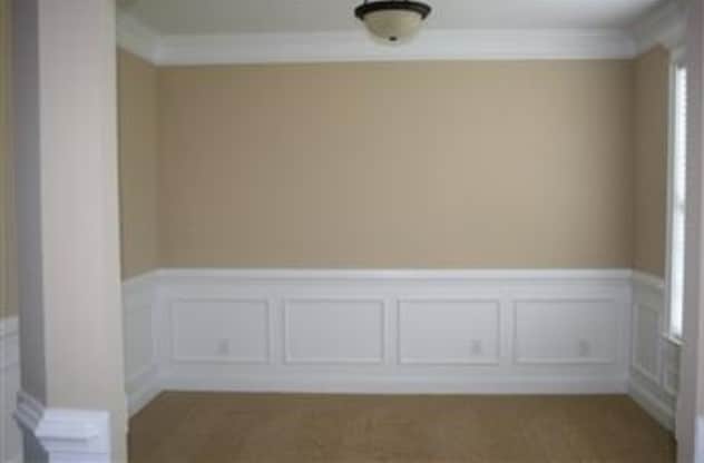 Front informal living room which can be used as an office, LR and more - 319 Haywood Dr