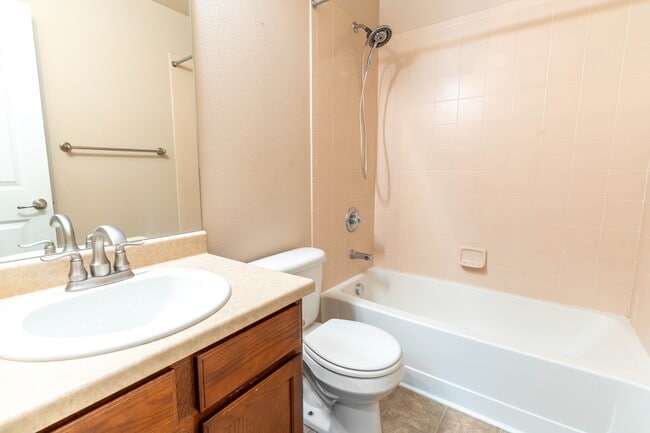 Building Photo - 9234 Red Fern Ln