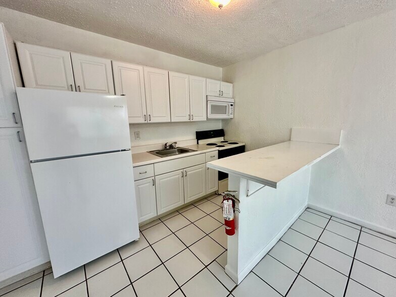 Building Photo - 2987 NW 46th St