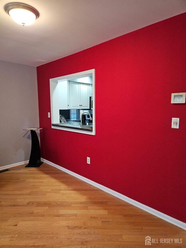 Building Photo - 45 Coriander Dr