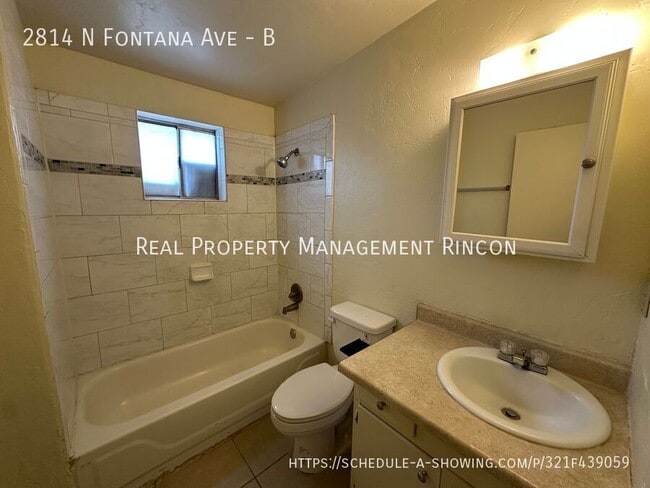 Building Photo - 2814 N Fontana Ave