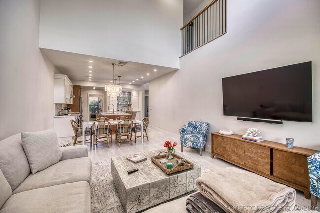 Building Photo - 757 Windermere Way