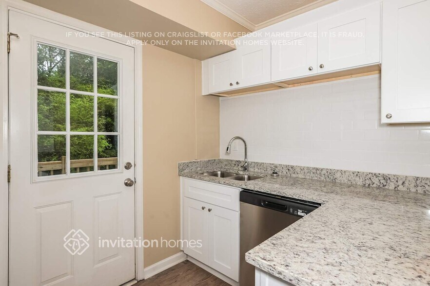 Building Photo - 1173 Jenny Lyn Ct