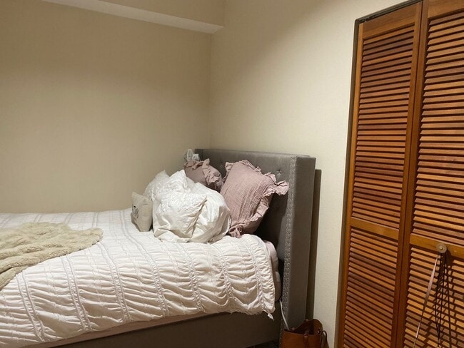 Building Photo - Ward Apartments LLC