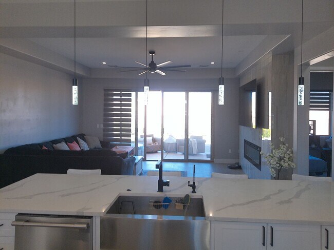 Building Photo - Beautiful Brand-New Home for Rent in Viewpoint Estates Winter Rental