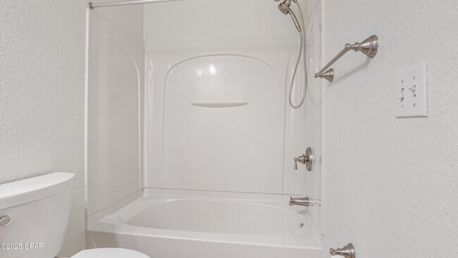 Building Photo - 217 Sand Oak Blvd