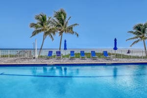 Building Photo - 3221 S Ocean Blvd