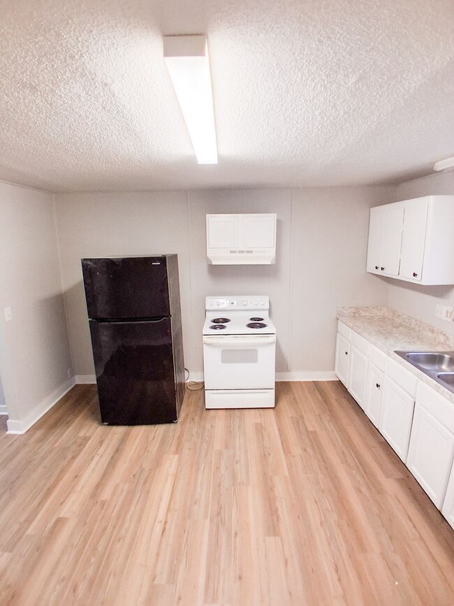 Building Photo - Charming 2BR/1BA Single Family Home in Gad...