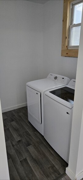 Building Photo - 124 High St